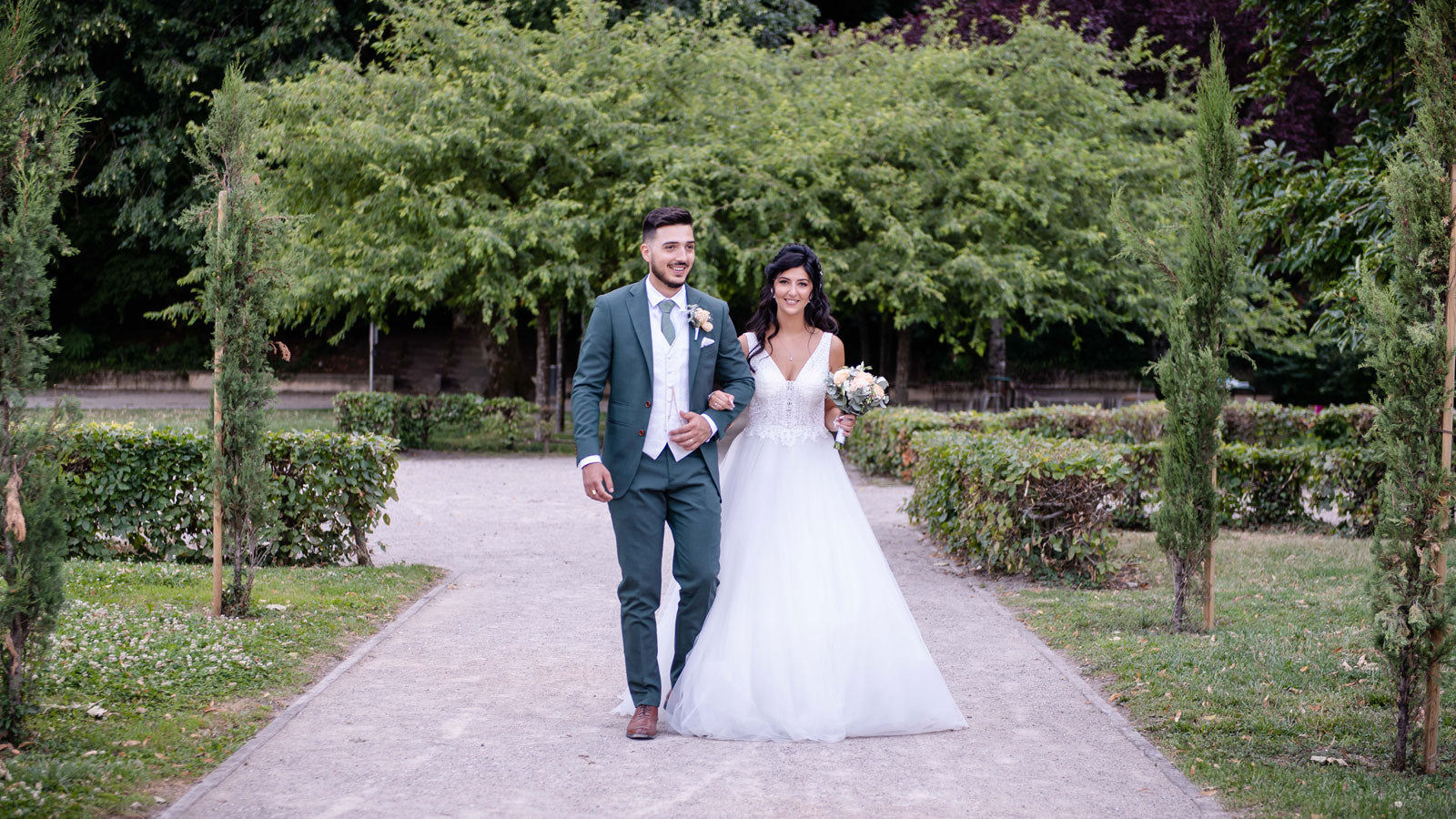 Costume ou smoking pour un mariage ? Nos conseils pour faire le bon choix
